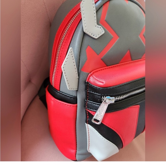 Star Wars Mauldalorian loungefly backpack - Picture 2 of 2